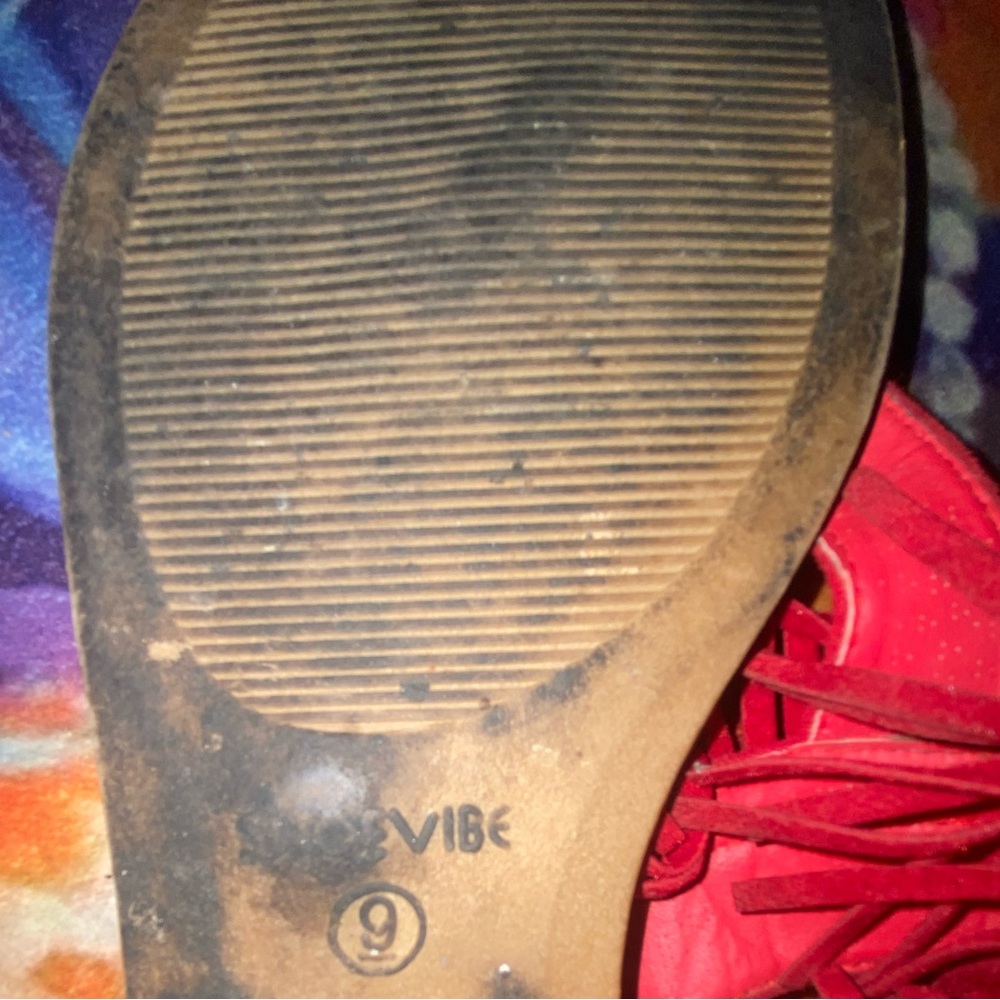 Sandals - Picture 4 of 5